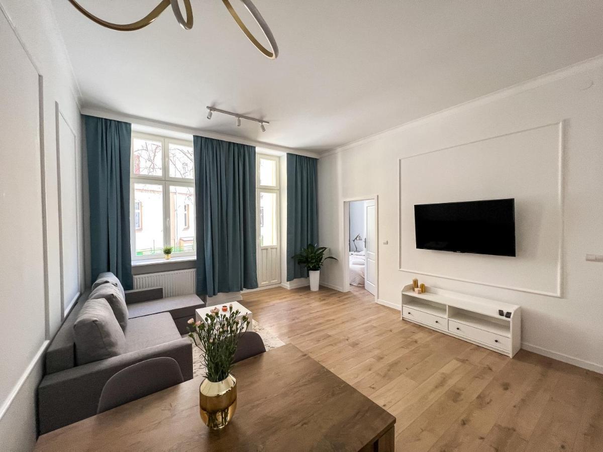 Zlote Apartamenty 6 Legnica Buitenkant foto