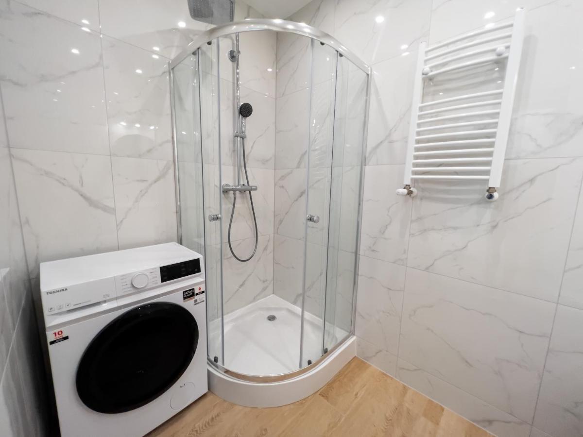 Zlote Apartamenty 6 Legnica Buitenkant foto
